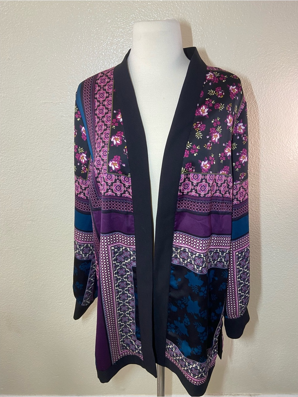 Chico's  Women's kimono Mixed floral print, size: 1(8-10)